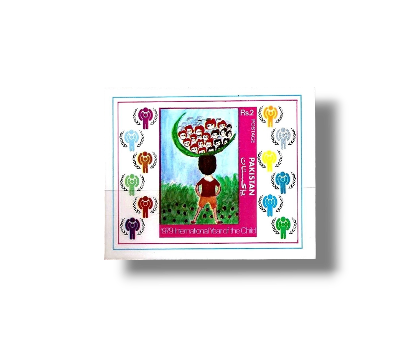 1979 PK509MS International Year of the Child Miniture sheet